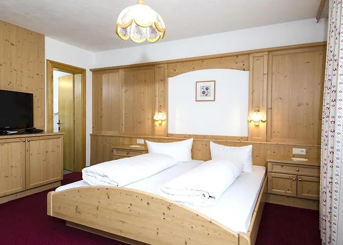 Gasthof Sonnenhof Hotel Ischgl